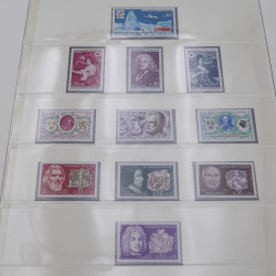 Collection timbres de France 1963-1972 neuf** complet an album.