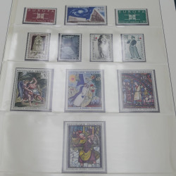 Collection timbres de France 1963-1972 neuf** complet an album.