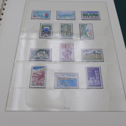 Collection timbres de France 1974-1981 neuf** complet an album.