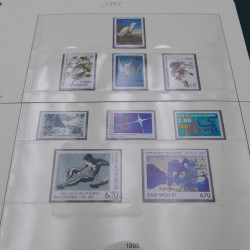 Collection timbres de France 1989-1997 neuf** complet en album.