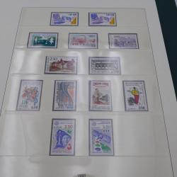 Collection timbres de France 1989-1997 neuf** complet en album.