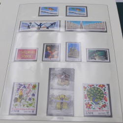 Collection timbres de France 1998-2005 neuf** complet en album.