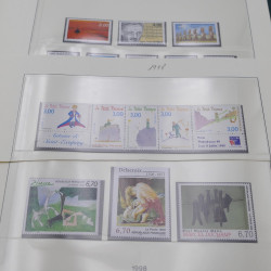 Collection timbres de France 1998-2005 neuf** complet en album.