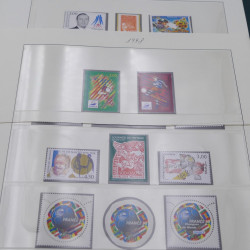 Collection timbres de France 1998-2005 neuf** complet en album.