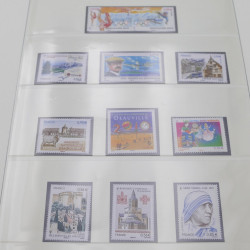 Collection timbres de France 2006-2010 neuf** complet en album.