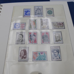 Collection timbres de France 1967-1981 neuf** en album.