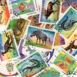 Kazakhstan 15 timbres de collection tous différents.