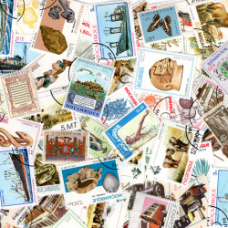 Mozambique timbres de collection tous différents.