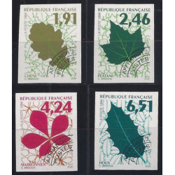 Feuilles d'arbres timbres préoblitérés N°232-235 série non dentelé neuf**.