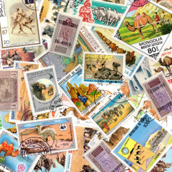 Camélidés (Chameaux) 25 timbres thématiques tous différents.