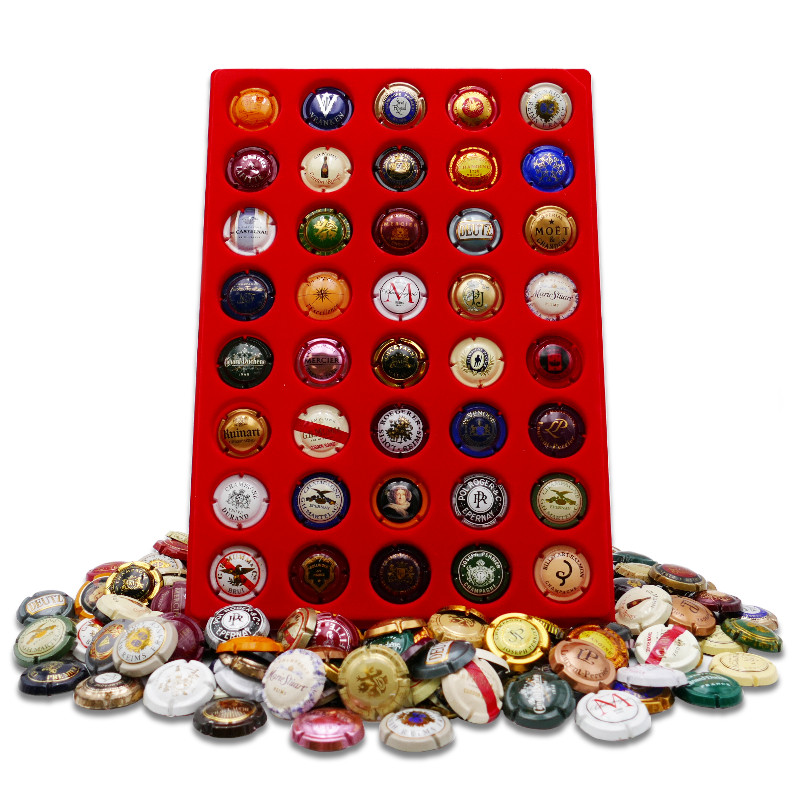 40 capsules de muselets de champagne tous différents en coffret.