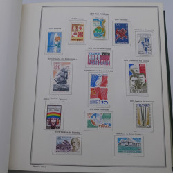 Collection timbres de France 1968-1998 en album Cérès.