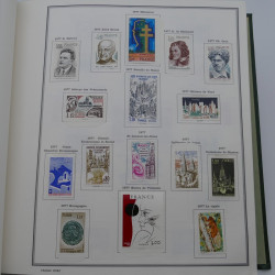 Collection timbres de France 1968-1998 en album Cérès.