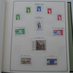 Collection timbres de France 1968-1998 en album Cérès.