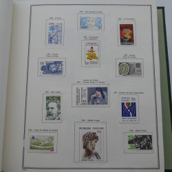 Collection timbres de France 1968-1998 en album Cérès.