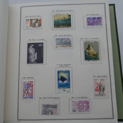 Collection timbres de France 1968-1998 en album Cérès.