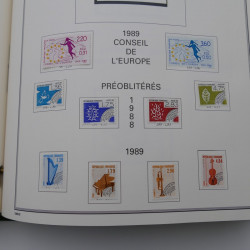 Collection timbres de France 1968-1998 en album Cérès.