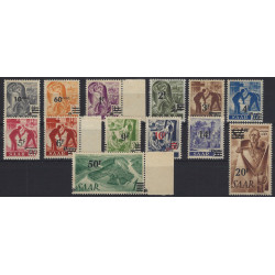 Sarre timbres N°216A-228A série en papier jaunâtre neuf. R
