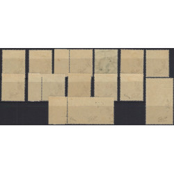 Sarre timbres N°216A-228A série en papier jaunâtre neuf. R