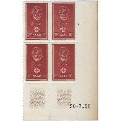 Sarre Croix-Rouge timbre N°271 bloc de 4 coin daté neuf**.