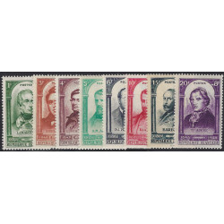 Célébrités de la révolution timbres de France N°795-802 série neuf**.