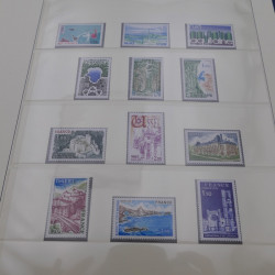 Collection timbres de France neufs 1974-1978 en album Lindner.