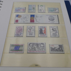 Collection timbres de France neufs 1981-1987 en album Lindner.