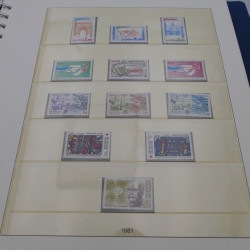 Collection timbres de France neufs 1981-1987 en album Lindner.