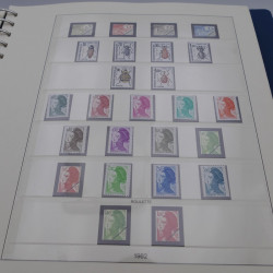 Collection timbres de France neufs 1981-1987 en album Lindner.