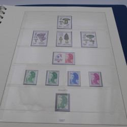 Collection timbres de France neufs 1981-1987 en album Lindner.