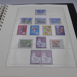 Collection timbres de France neufs 1993-1997 en album Lindner.