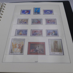 Collection timbres de France neufs 1993-1997 en album Lindner.