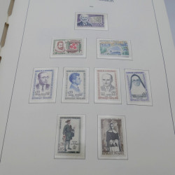 Collection timbres de France neufs** 1960-1989 en album Leuchtturm.