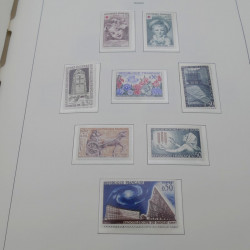 Collection timbres de France neufs** 1960-1989 en album Leuchtturm.