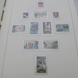 Collection timbres de France neufs** 1960-1989 en album Leuchtturm.