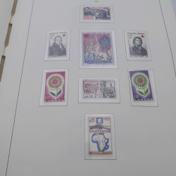 Collection timbres de France neufs** 1960-1989 en album Leuchtturm.