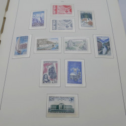 Collection timbres de France neufs** 1960-1989 en album Leuchtturm.