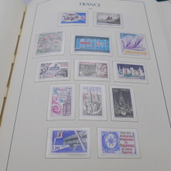 Collection timbres de France neufs** 1960-1989 en album Leuchtturm.