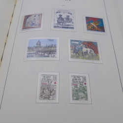 Collection timbres de France neufs** 1960-1989 en album Leuchtturm.