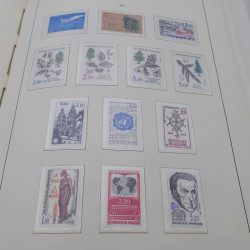 Collection timbres de France neufs** 1960-1989 en album Leuchtturm.