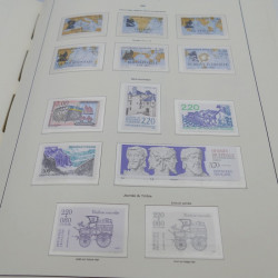 Collection timbres de France neufs** 1960-1989 en album Leuchtturm.