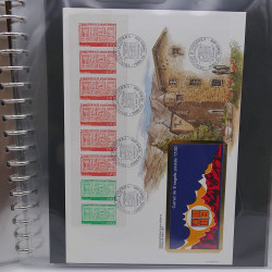 Collection feuillet de timbres Liechtenstein Europa 1961-1999 en 2 albums.