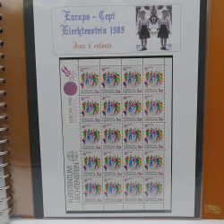 Collection feuillet de timbres Liechtenstein Europa 1961-1999 en 2 albums.