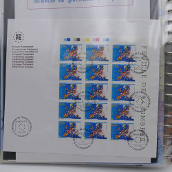 Collection feuillet de timbres Liechtenstein Europa 1961-1999 en 2 albums.
