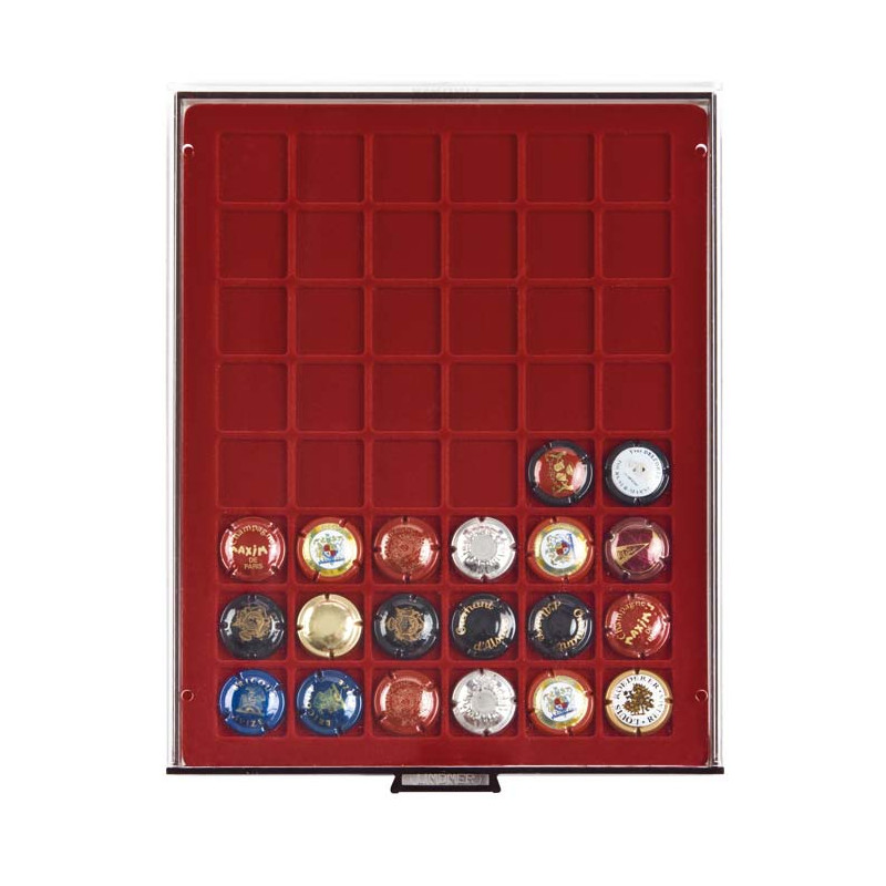 Box velours bordeaux pour 48 plaques de muselets de champagne.