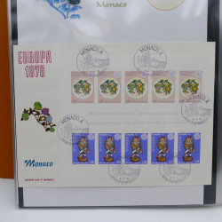 Collection feuillets de timbres Europa 1960-1999 en 13 albums.