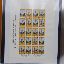 Collection feuillets de timbres Europa 1960-1999 en 13 albums.