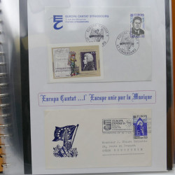 Collection feuillets de timbres Europa 1960-1999 en 13 albums.