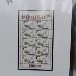 Collection feuillets de timbres Europa 1960-1999 en 13 albums.