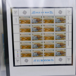 Collection feuillets de timbres Europa 1960-1999 en 13 albums.